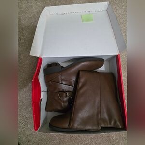Style and Co Brown Boots
